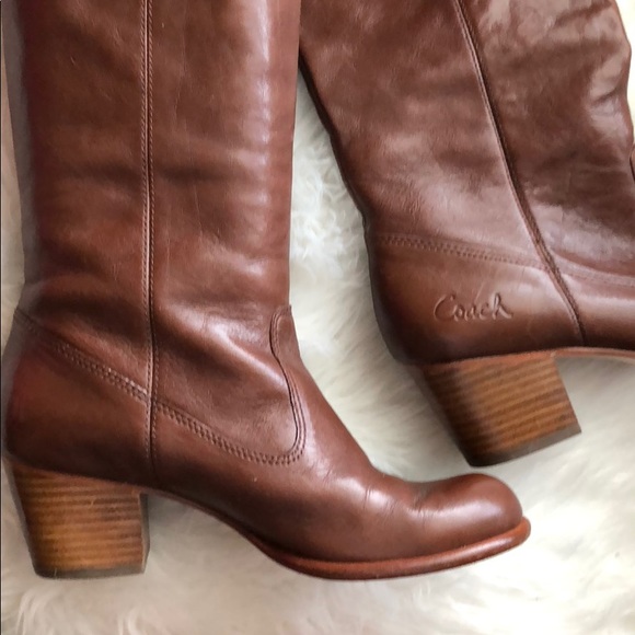Brown leather Coach boot size 7.5. - Picture 2 of 3